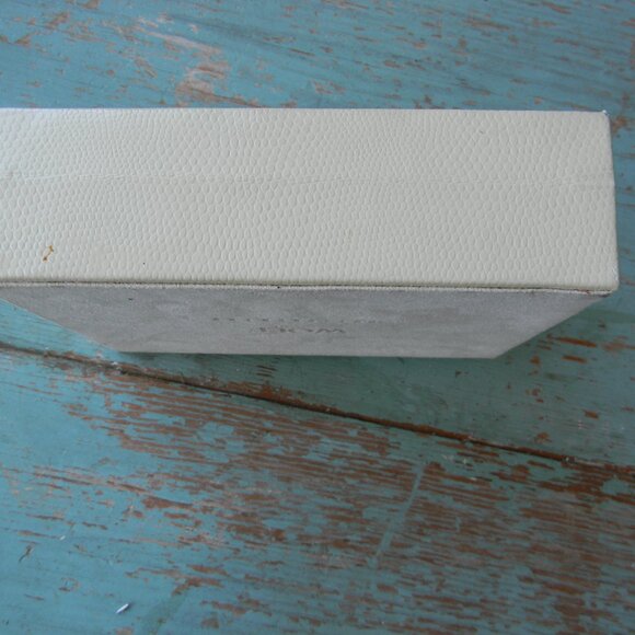 Wolf Designs for Pottery Barn BEIGE Travel Jewelry Box - Picture 8 of 10